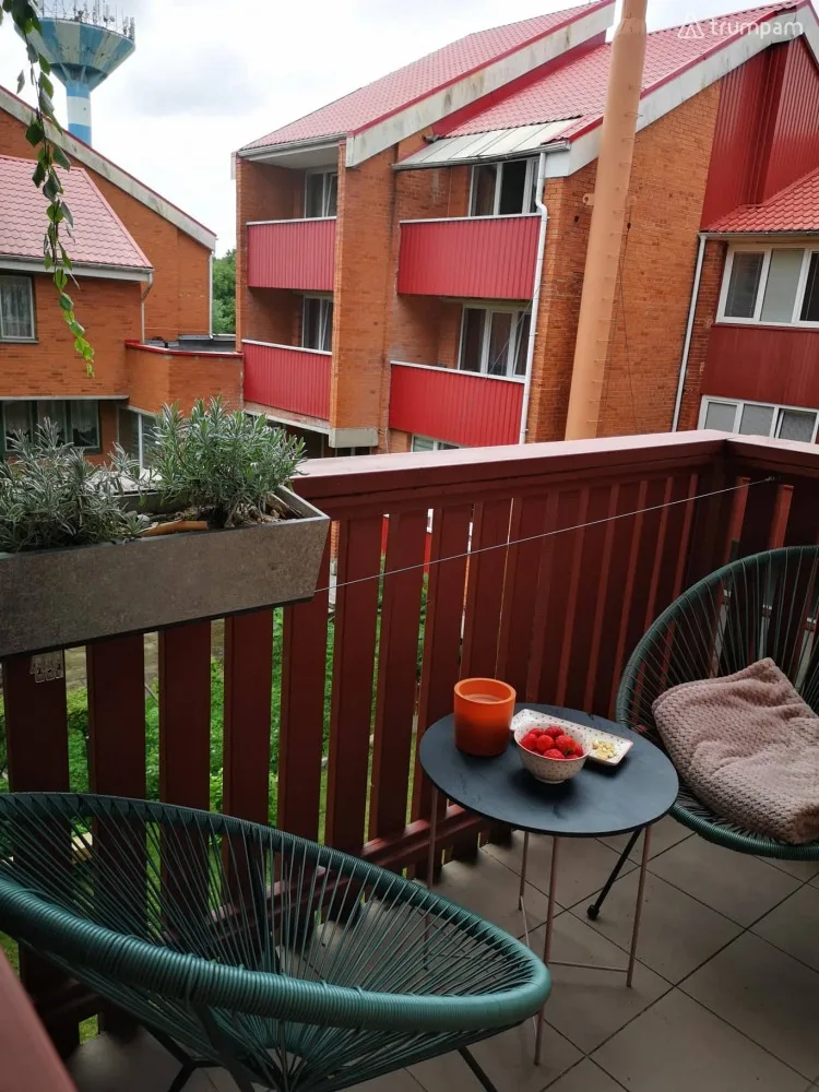 Квартира с балконом в Швянтойи