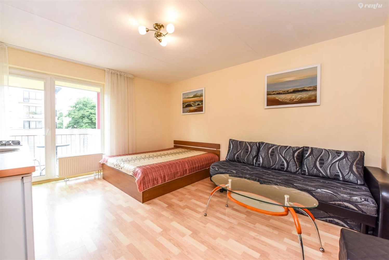 Bright two-room apartment with a balcony