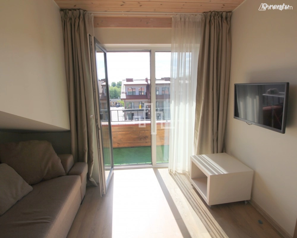 Holiday apartment with balcony and car park