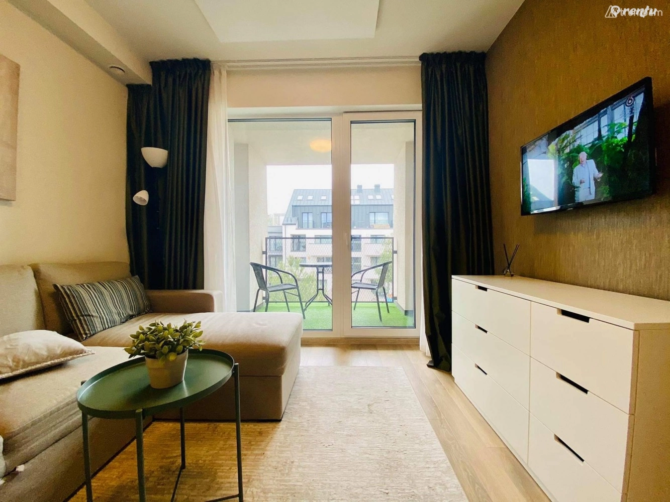 Studio apartment  + Parking