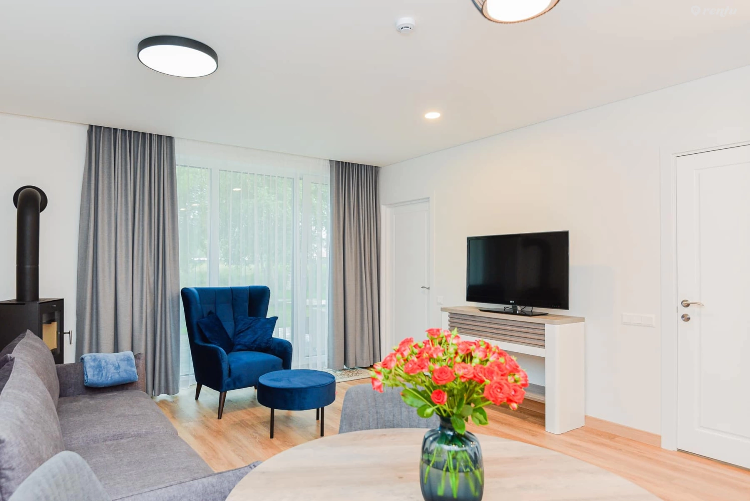 A&V Apartments with terrace in Kunigiskes