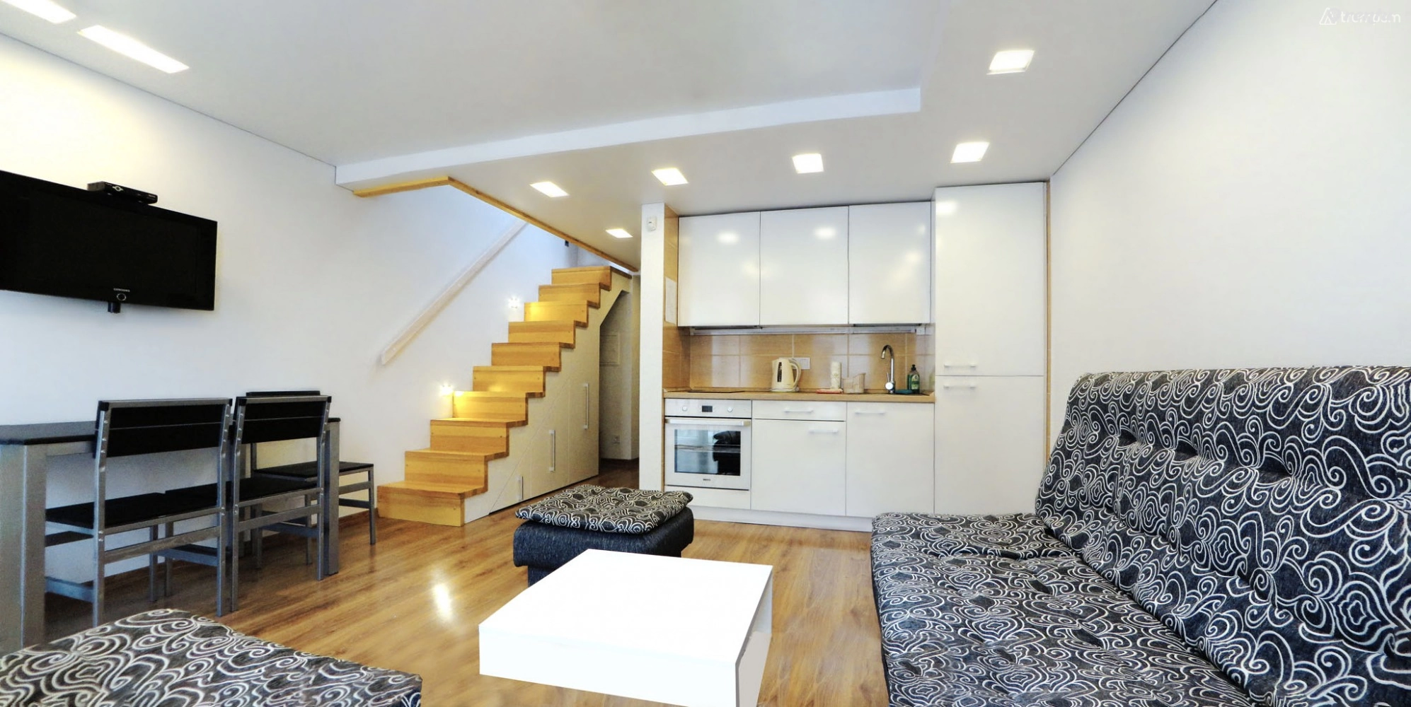 Апартаменты в скандинавском стиле с просторным балконом