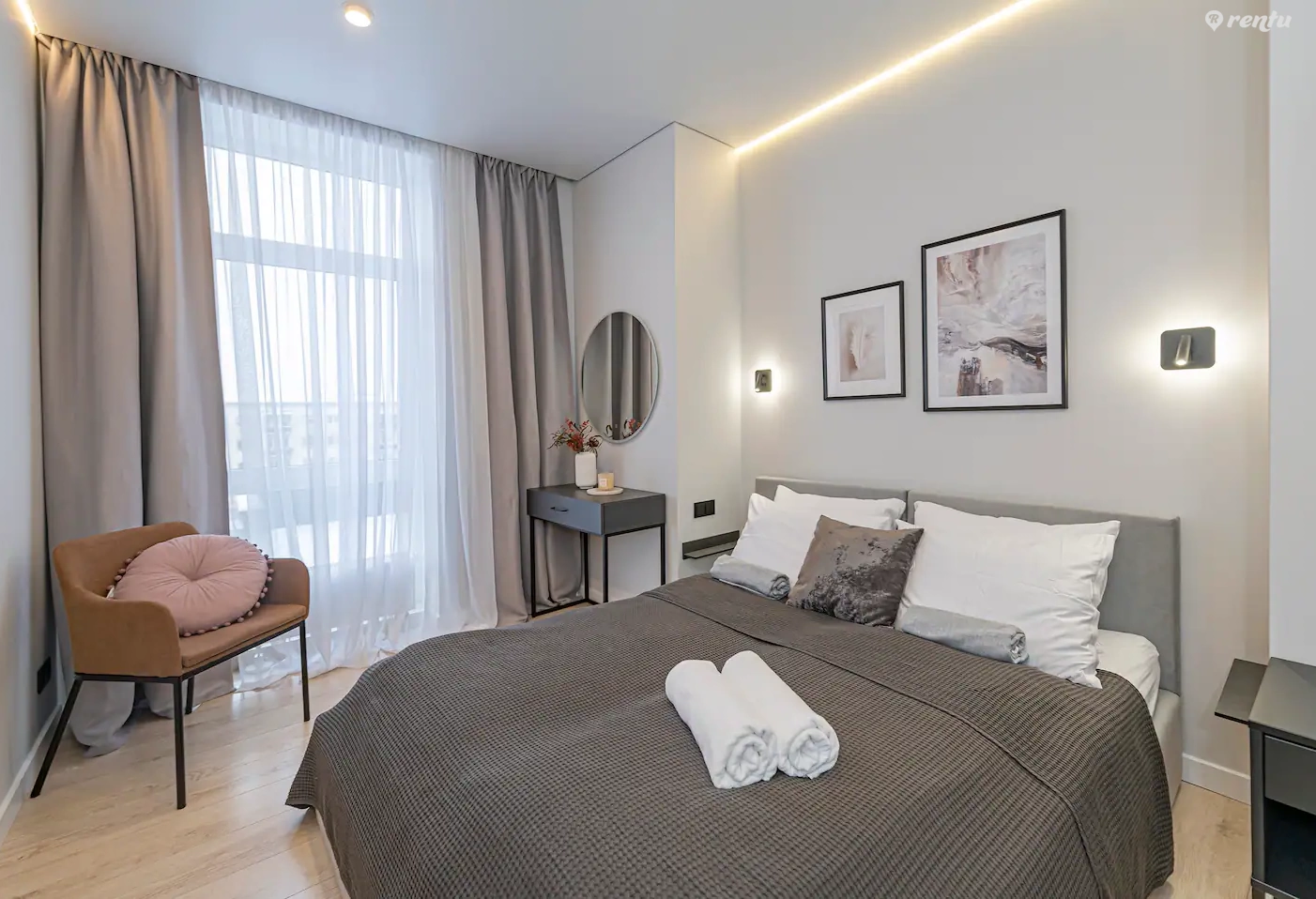 Lovely 1BD Central Apartment by Hostlovers