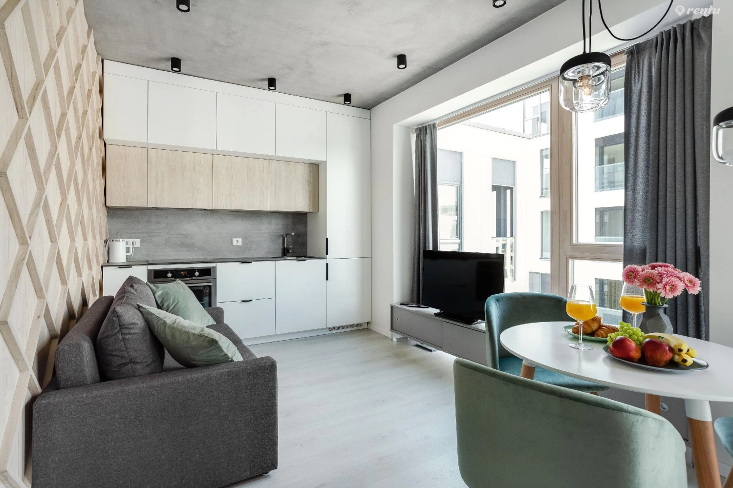 Brand New Smart House City Center