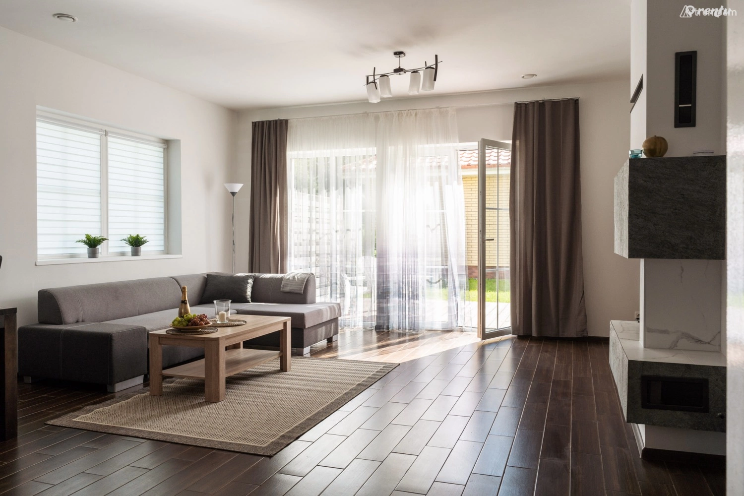 Дом Между двух озер