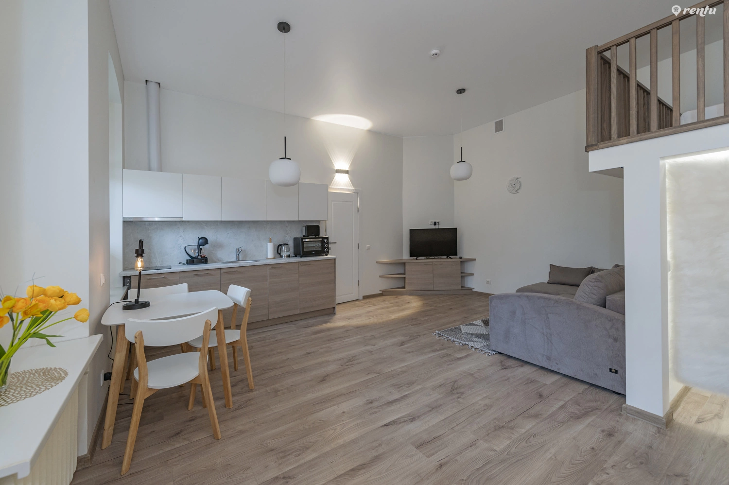 Freedom Avenue Apartment by Polo Apartments