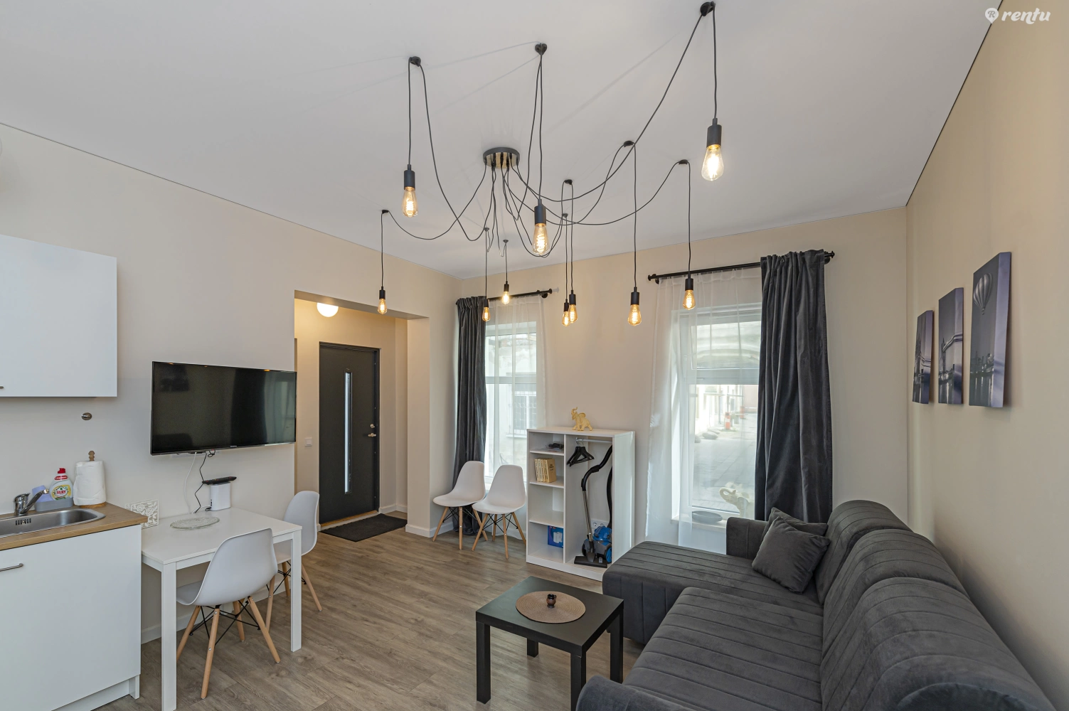 Studio apartment "Contrast" by Polo Apartments