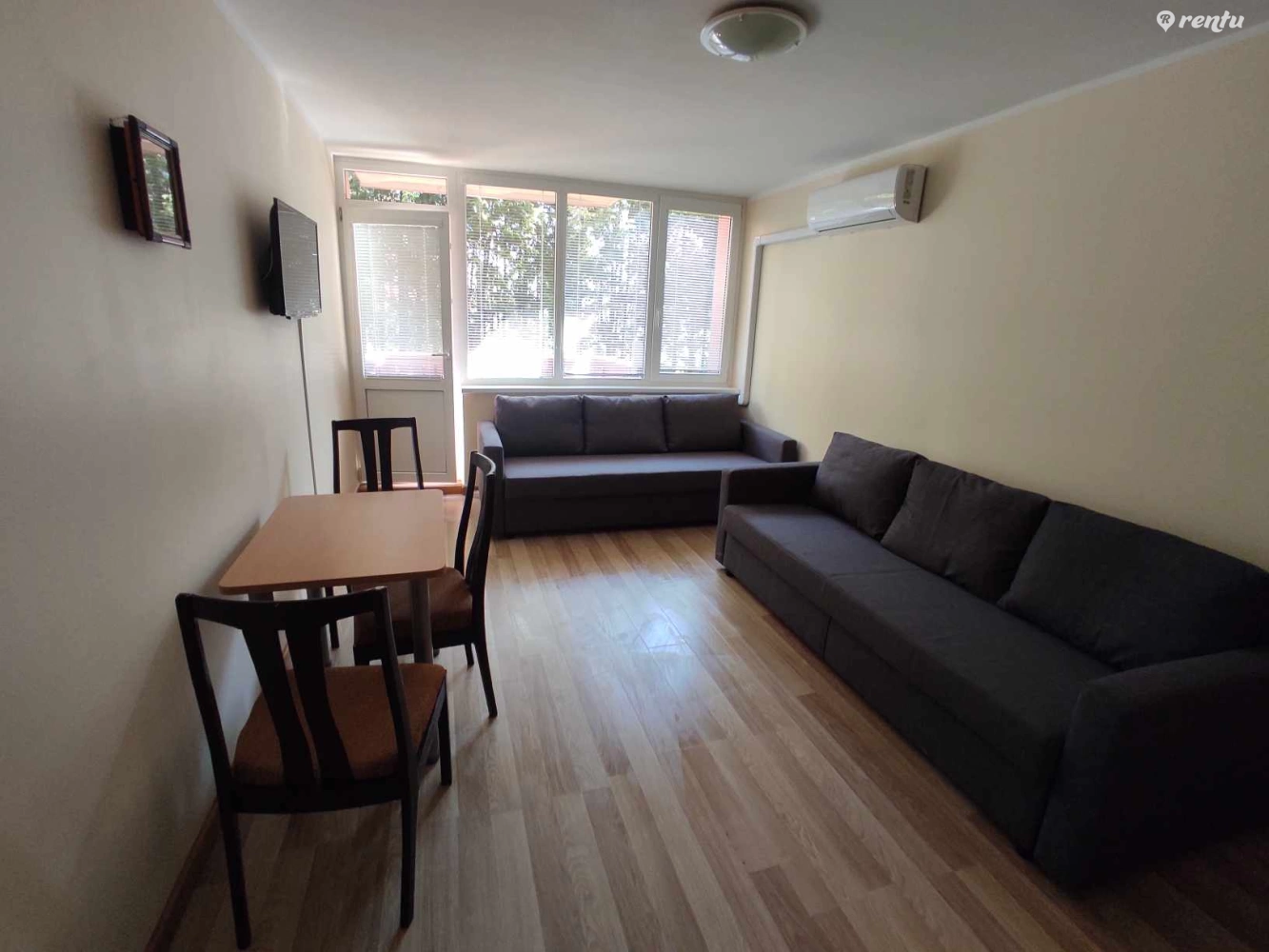 Однокомнатная квартира с балконом