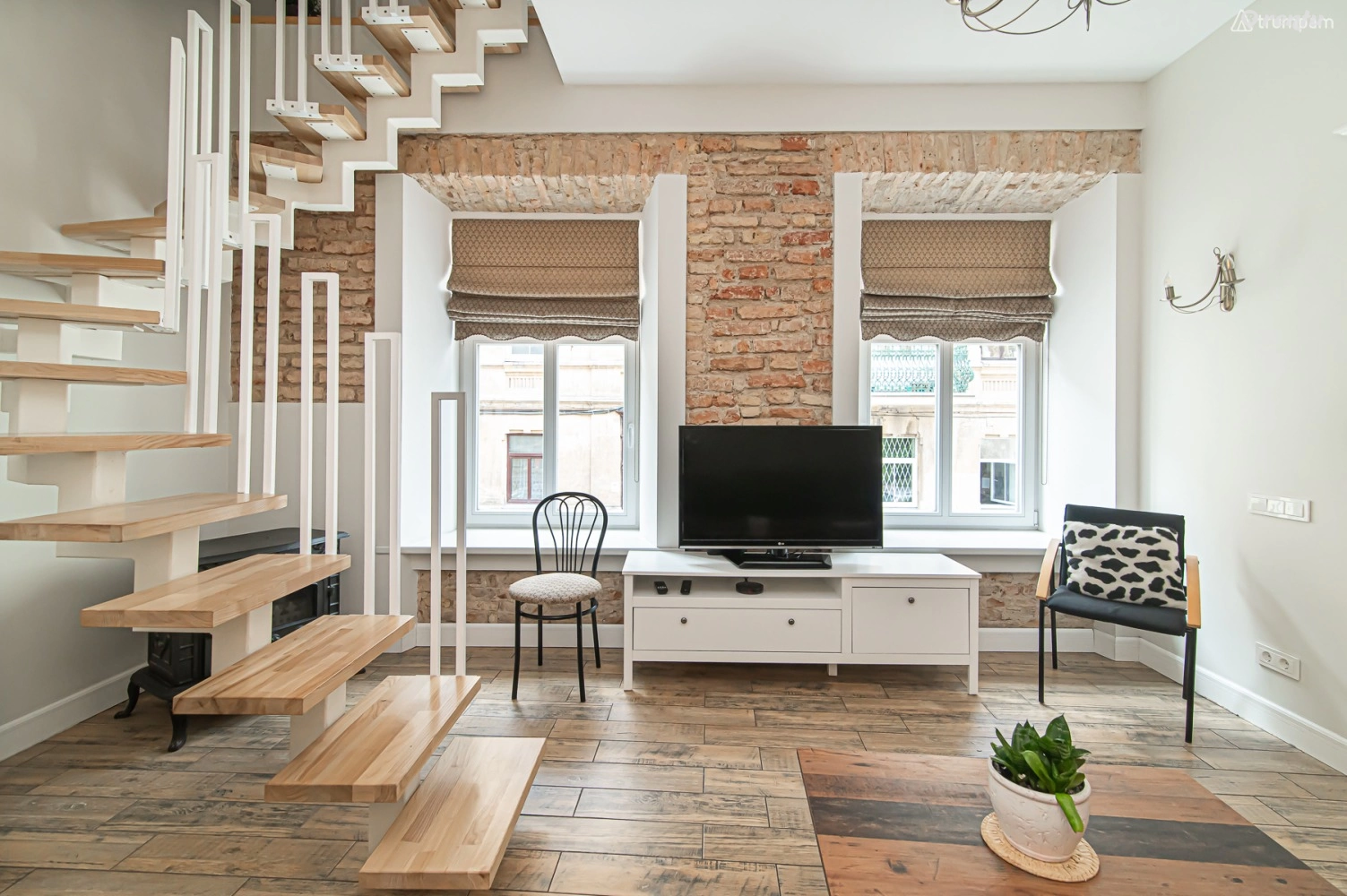 Стильная двухуровневая квартира в Старом городе