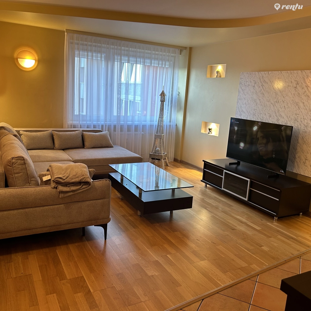 Краткосрочная аренда возле леса