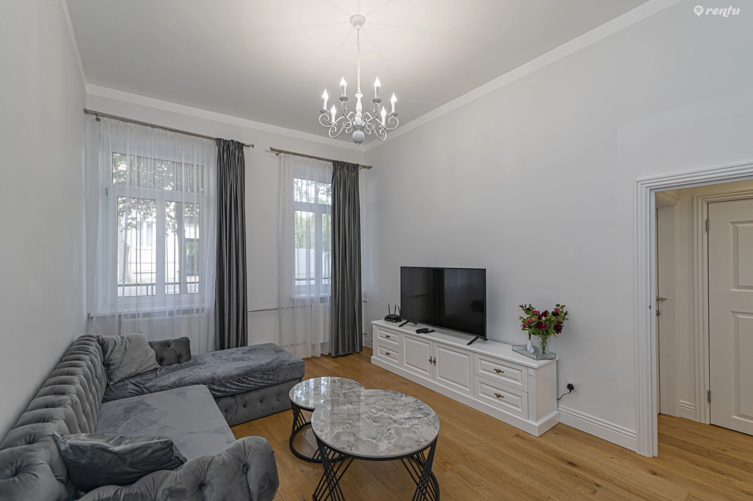 Riverside 1 BD Central Apartment by Hostlovers