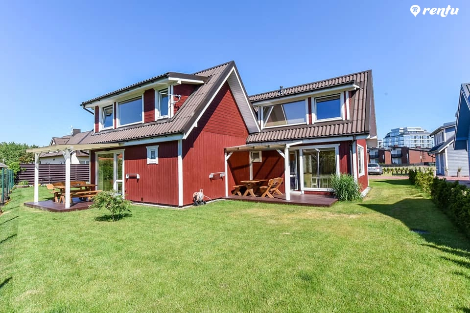 Nauji nameliai „Ošupio kiemelis“ 200 metrų iki jūros