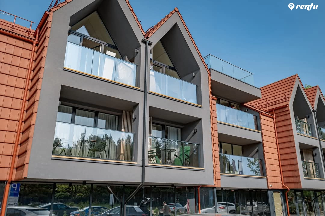 Pine Paradise Palanga / Hill Garden residence