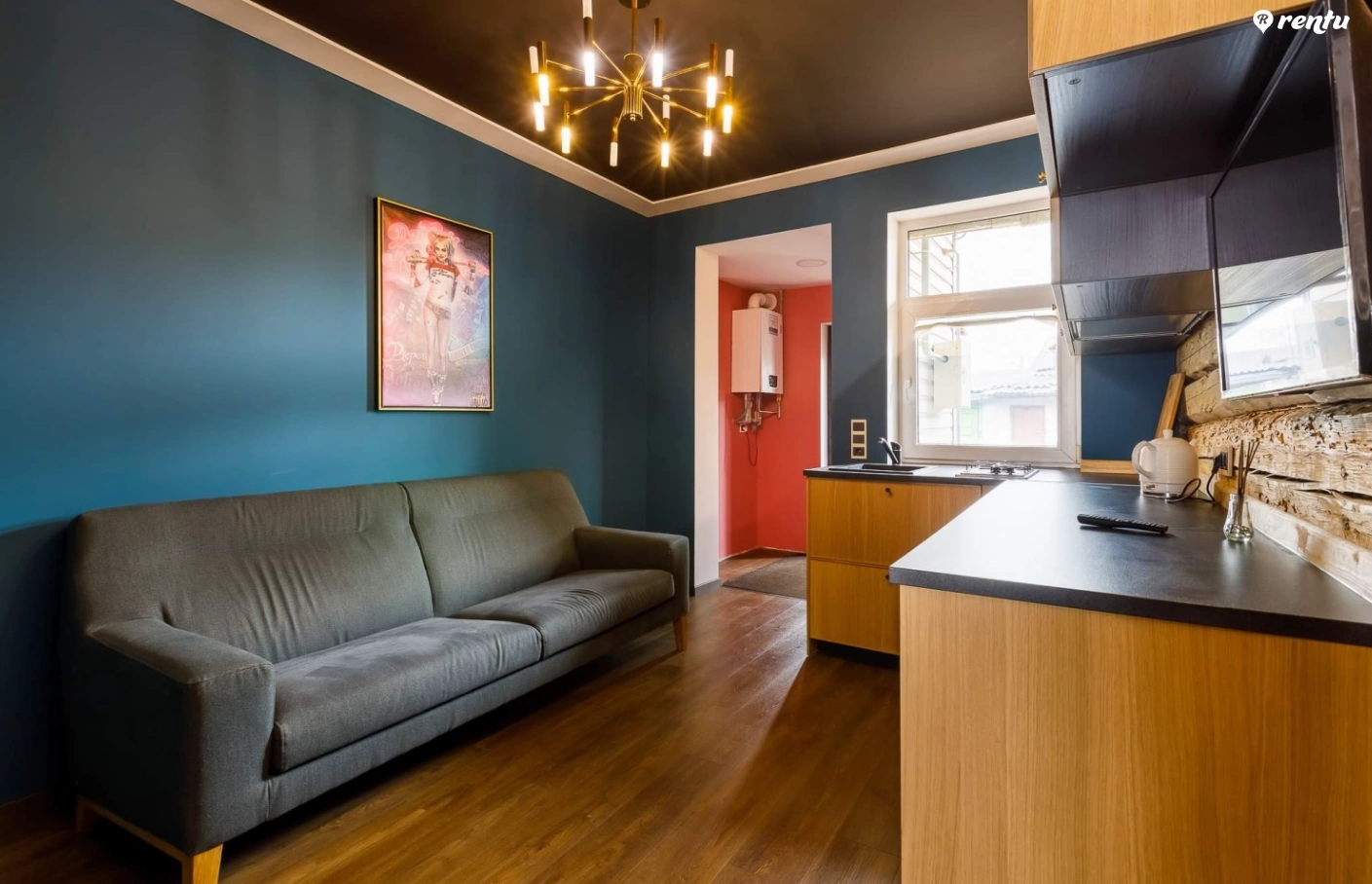 Стильная квартира-студия в Старом городе