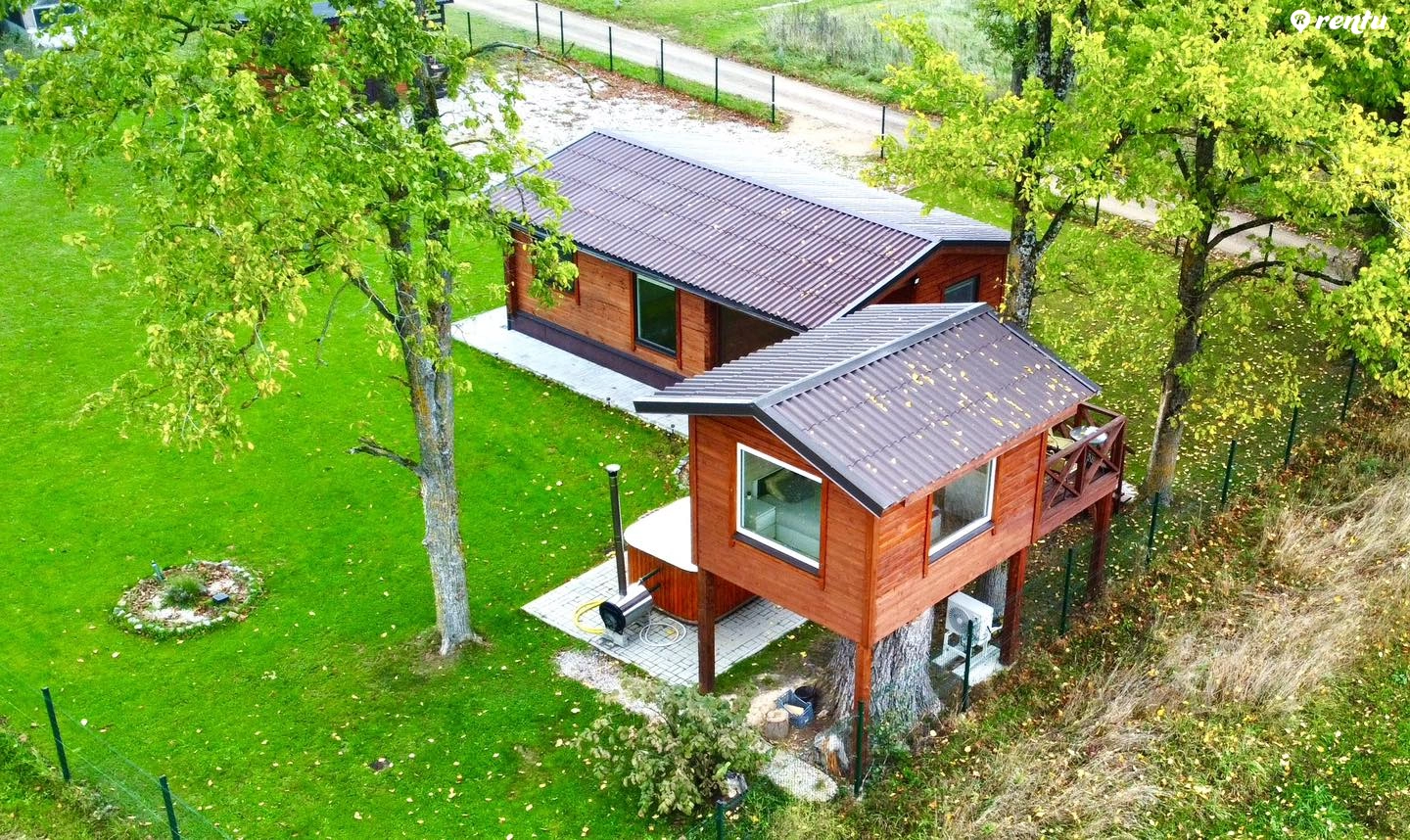 Lake House - Namelis ant medžio prie ežero!