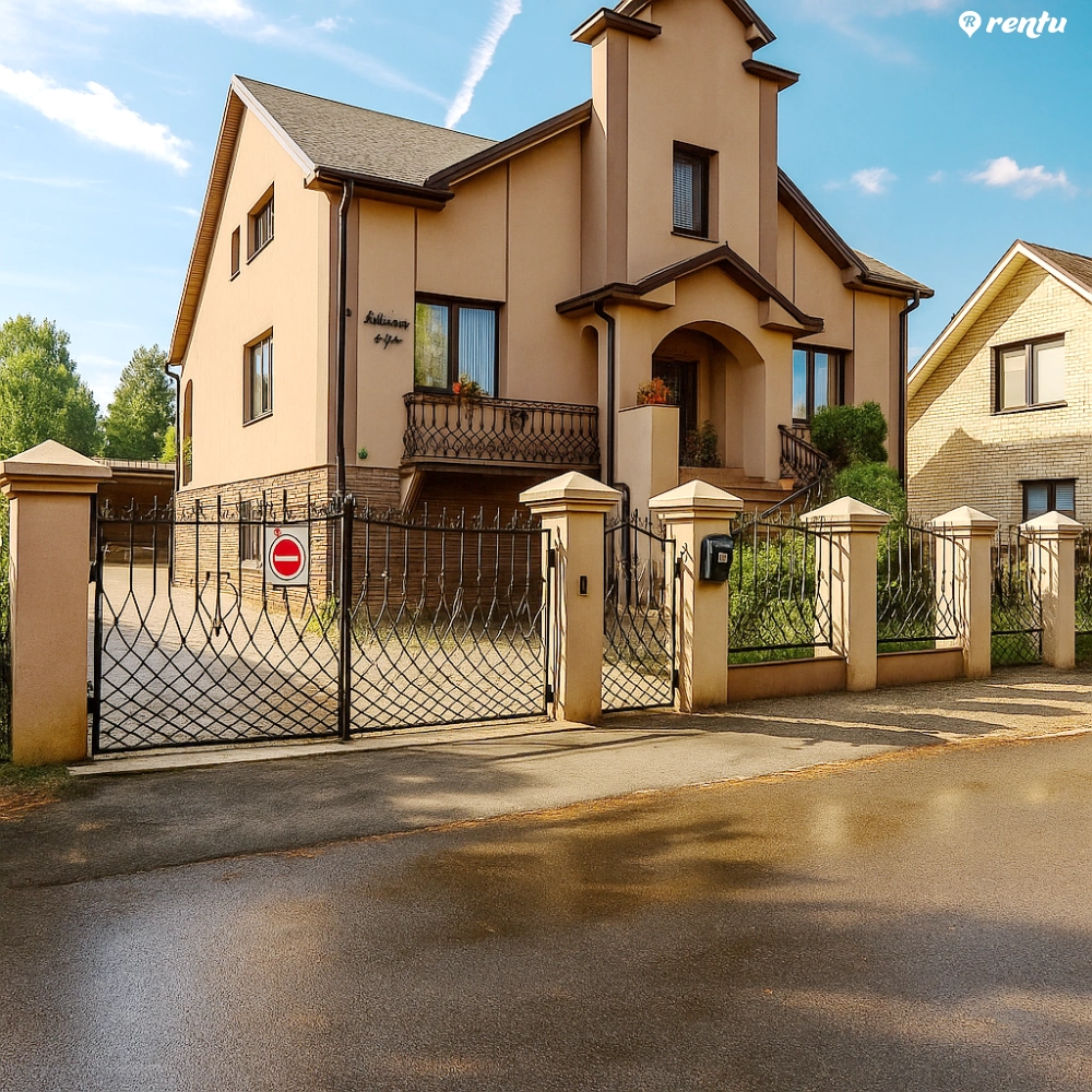 Pigi kambarių nuoma ir automobilio stovėjimas