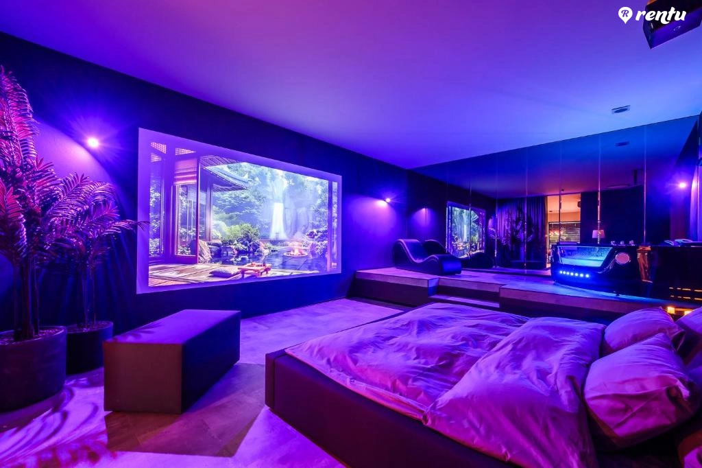 Jacuzzi Cinema Wabi Sabi 3