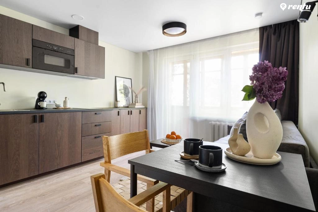 Cozy studio near the old town - station - airport