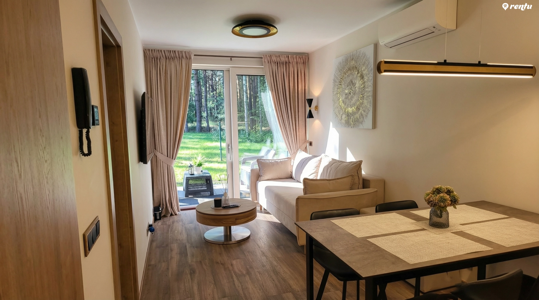 Apartamentų nuoma su terasa ir vaizdu į pušyną