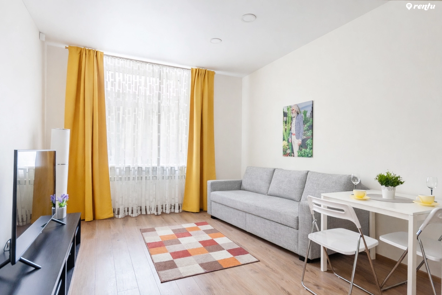 Солнечное настроение: Современная 2-комнатная квартира в цен