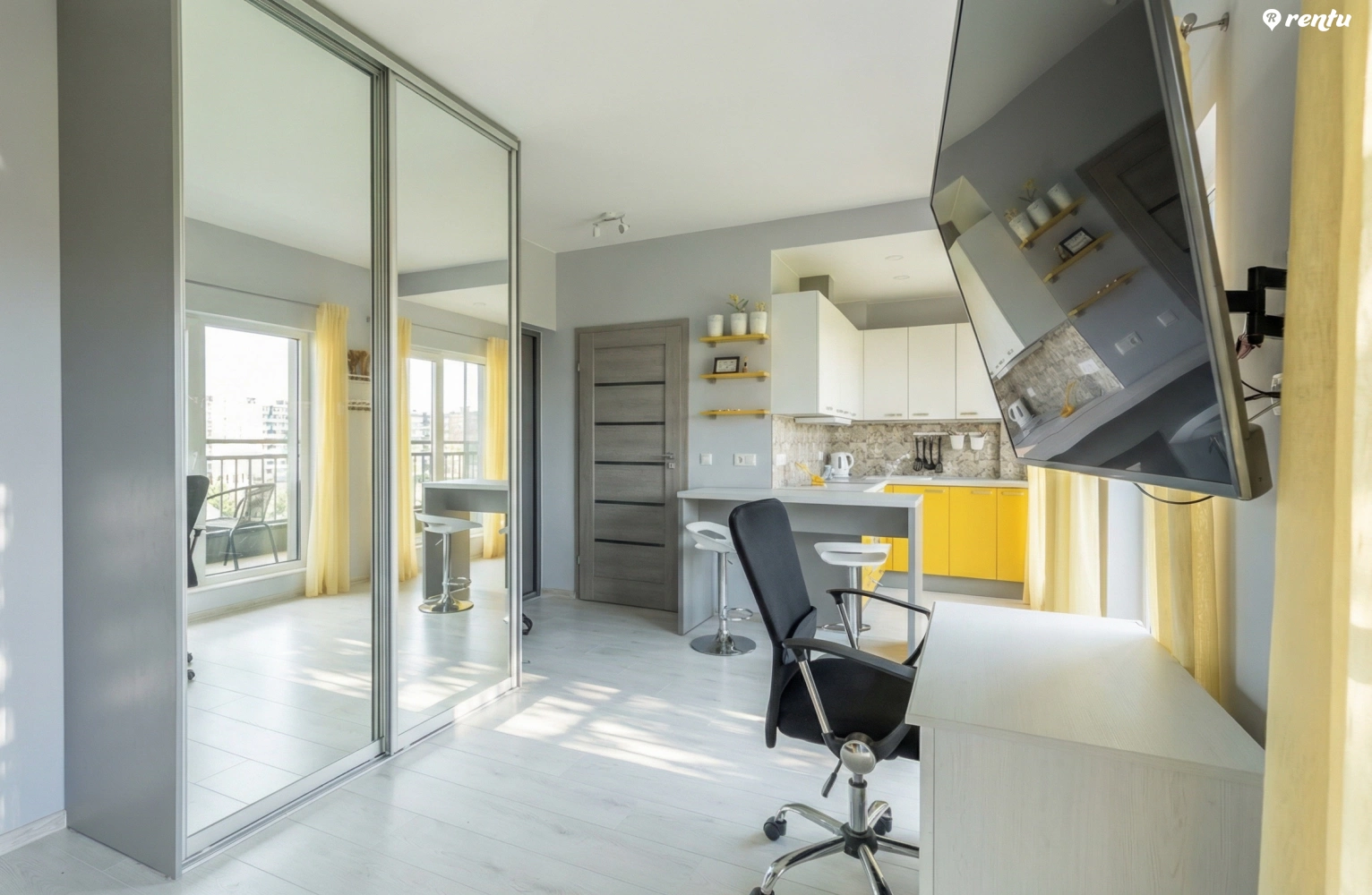 Bright and exceptionally cozy apartment in Vilnius