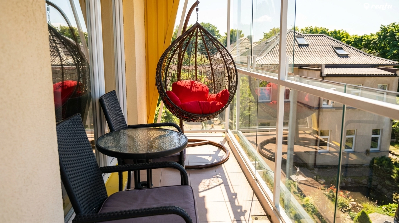 3 kambarių (šešiavietis) 90 kv.m Centras