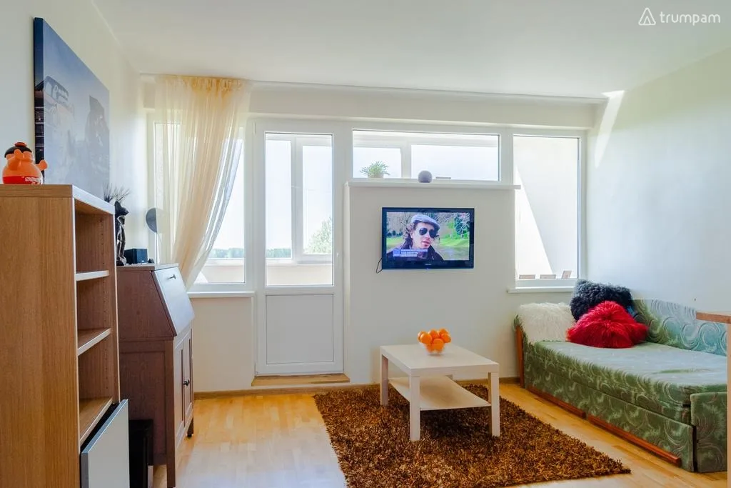 Двухкомнатная квартира с двумя балконами в Швянтойи